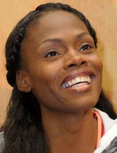 Chaunte Lowe