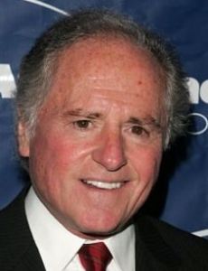 Warner Wolf