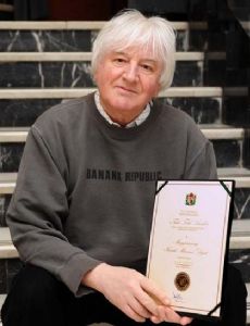 László Tahi Tóth