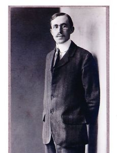Cecil Chisholm