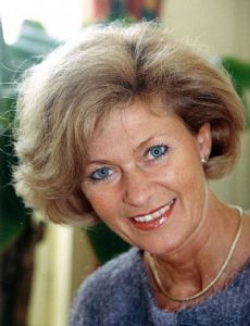 Krisztina Regőczy