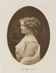 Violet Mond, Baroness Melchett