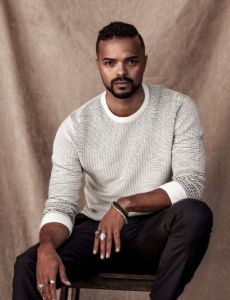 Eka Darville