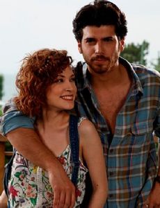 Acelya Topaloglu and Can Yaman