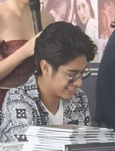 Vachiravit Paisarnkulwong