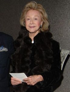 Gloria Schiff
