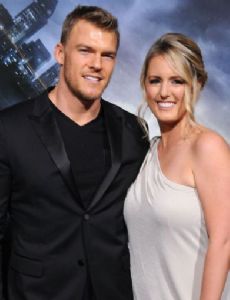 Alan Ritchson and Catherine Ritchson