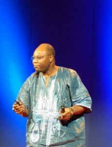 Seyi Oyesola