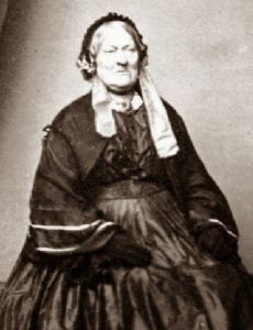 Lilly Maxwell