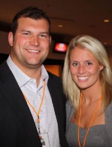 Joe Thomas and Annie Thomas