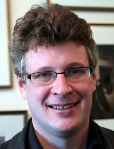 Alexander Walker (conductor)