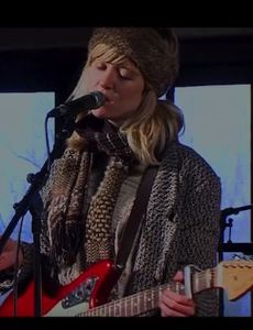 Amber Arcades