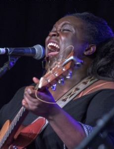 Yola (singer)
