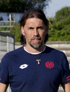 Martin Schmidt (football manager)