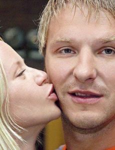 Darius Kasparaitis and Ingela Munter