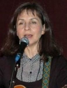 Bénédicte Lecroard