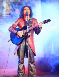 Reza Yazdani (singer)
