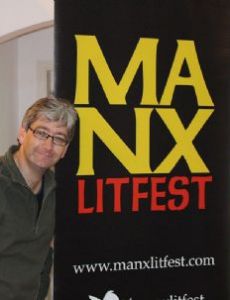 Andrew White (presenter)