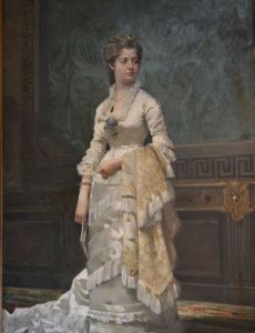 María Tubau