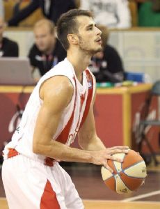 Nemanja Dangubić