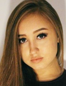 Hannah Stone (YouNow Star)