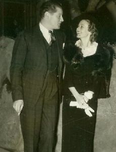 Heather Angel and Ralph Forbes
