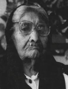 Loretta Alvarez