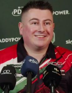 Nick Kenny (darts player)