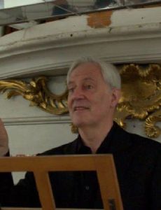 Timothy Brown (conductor)