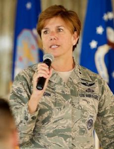 Lori Robinson