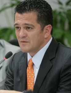 Carlos Hermosillo