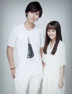 Risa Niigaki and Yoshikazu Kotani
