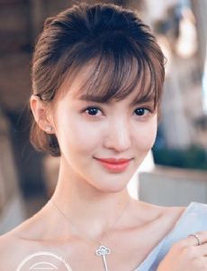 Gina Jin