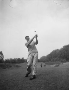John Jacobs (English golfer)