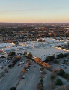Lakeline Mall