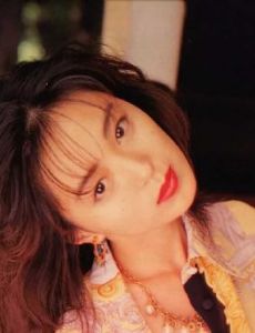 Hitomi Shiraishi