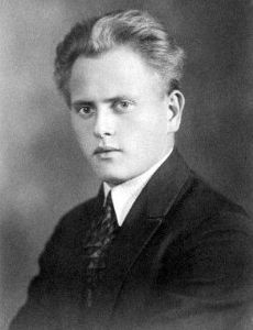 August Jakobson