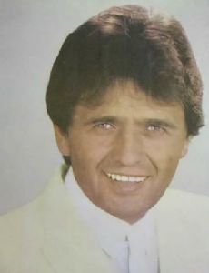 Ivica Šerfezi