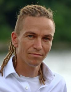 Ivan Bartoš