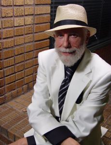 Lon Milo DuQuette