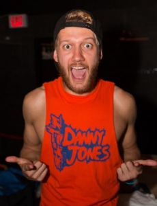 Mark Andrews (wrestler)