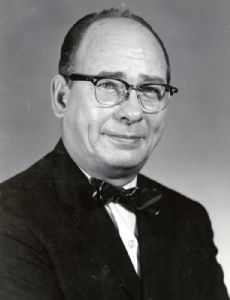 Vincent Ellis McKelvey