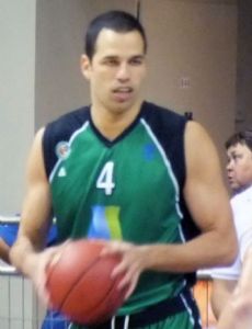 Uri Kokia