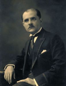 Luis A. Eguiguren