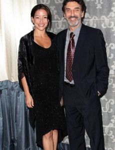 Emmanuelle Vaugier and Chuck Lorre