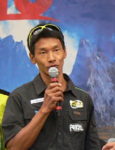 Dachhiri Sherpa