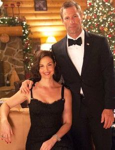 Aaron Eckhart and Ashley Judd