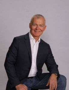 Scott Fraser (politician)