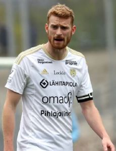 Matej Hradecky
