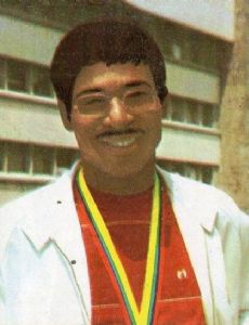 Raymond Russell (boxer)